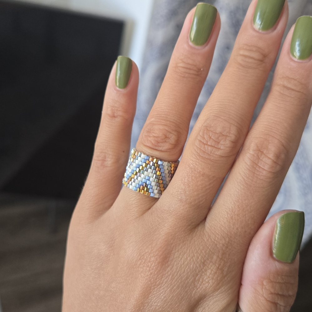 Handcrafted Beaded Ring in Multicolor